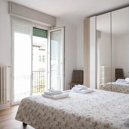Paolina's Sweet Apartment