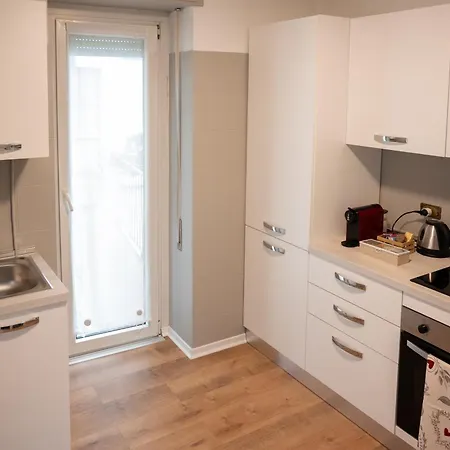 Apartmán Paolina's Sweet - 5 Min Dalla Stazione Dei Treni *